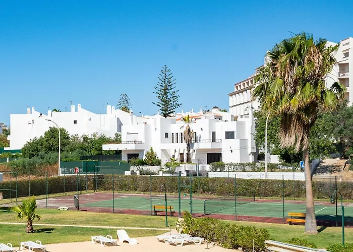 Silchoro - Estudio Remodelado Com Ac E Piscina Em Albufeira
